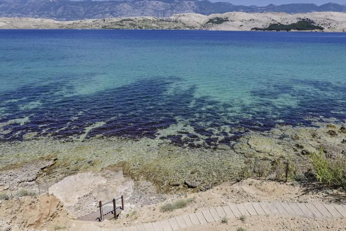 Villa Marianna In Pag - Haus Fuer 5 Personen Pag Town