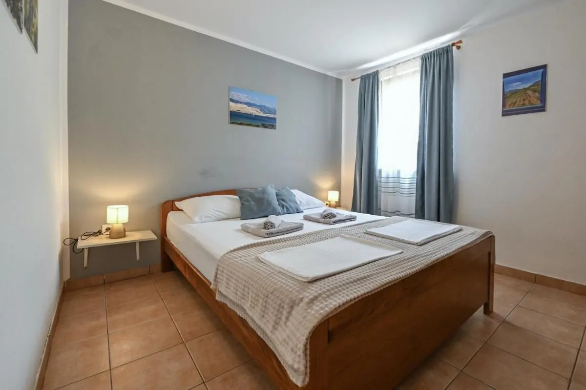 Villa Marianna In Pag - Haus Fuer 5 Personen Pag Town 0*,  Croazia