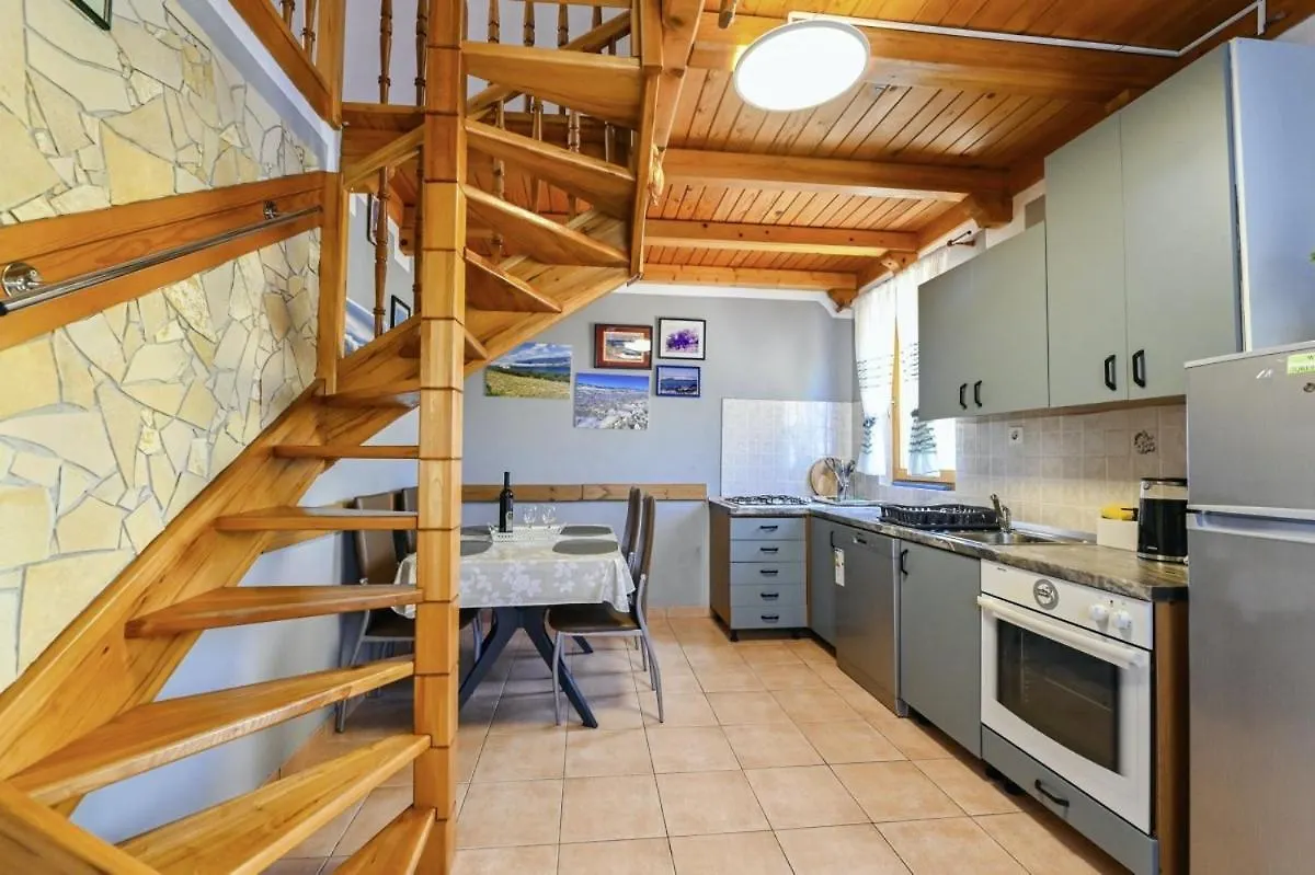 Casa vacanze Villa Marianna In Pag - Haus Fuer 5 Personen Pag Town